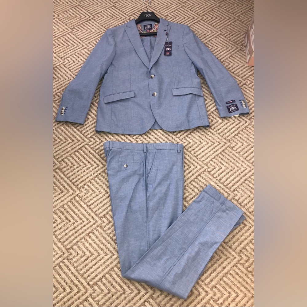 NWT Mens Savile Row ‘Sloane’ Light Blue Chambray Fitted Suit - Size 42R / 36 W